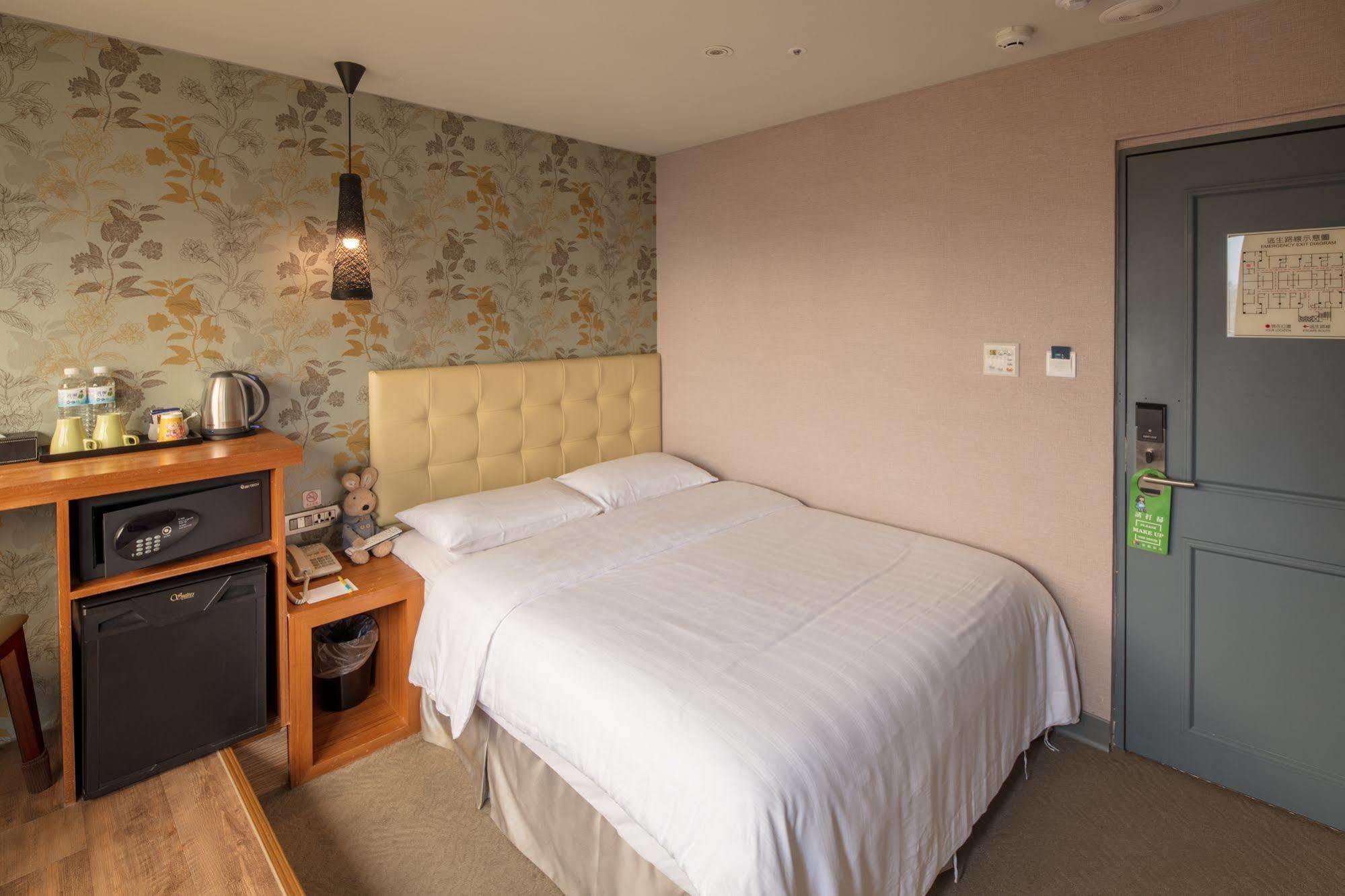 Urtrip Hotel Taipeh Exterior foto