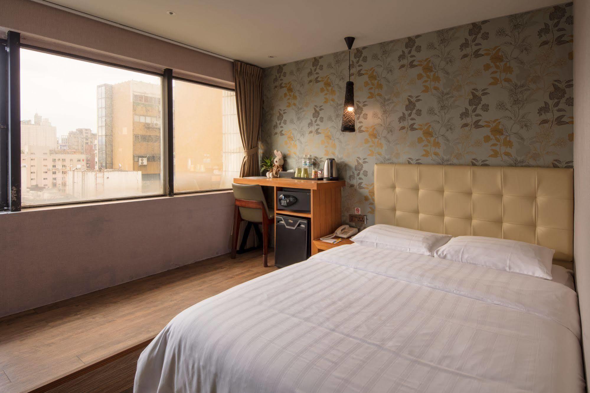 Urtrip Hotel Taipeh Exterior foto